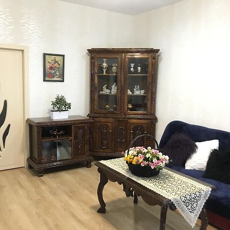 Apartamento Newly Renovated House Tiflis Exterior foto