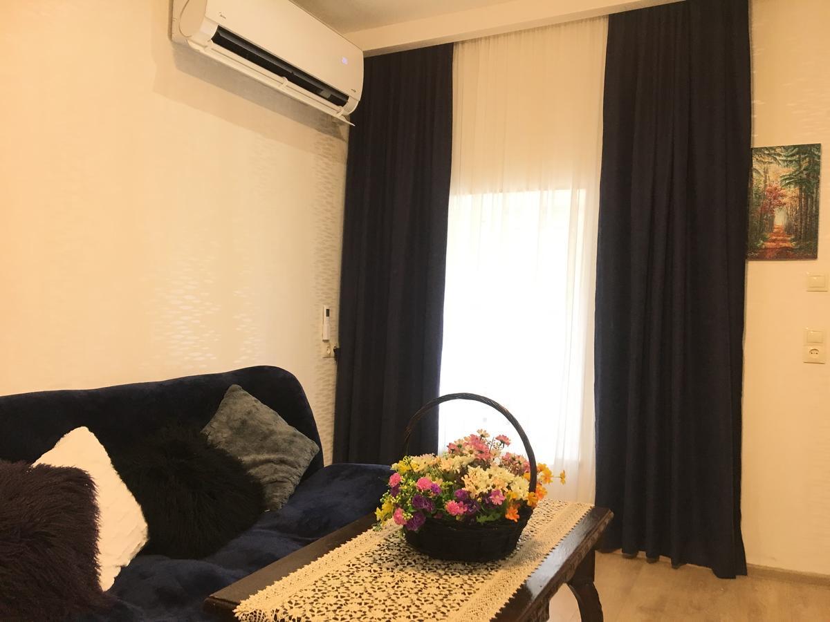 Apartamento Newly Renovated House Tiflis Exterior foto