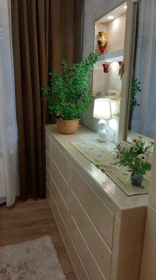 Apartamento Newly Renovated House Tiflis Exterior foto